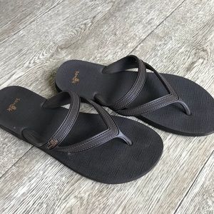 Sanuk Flip-Flops